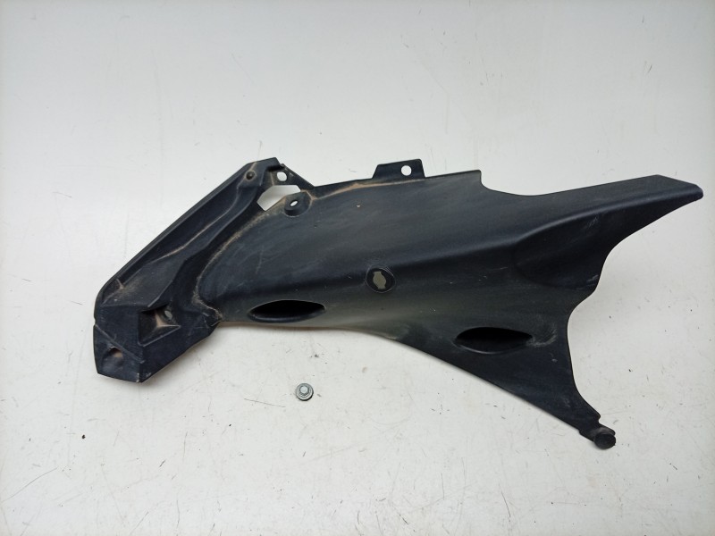 Recambio de moldura para bmw r 1250 rt referencia OEM IAM  46638529336 