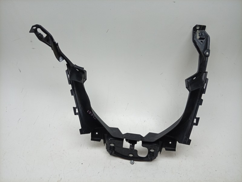 Recambio de moldura para honda nc nc 750 x (rh09) referencia OEM IAM  64131MKWD00 