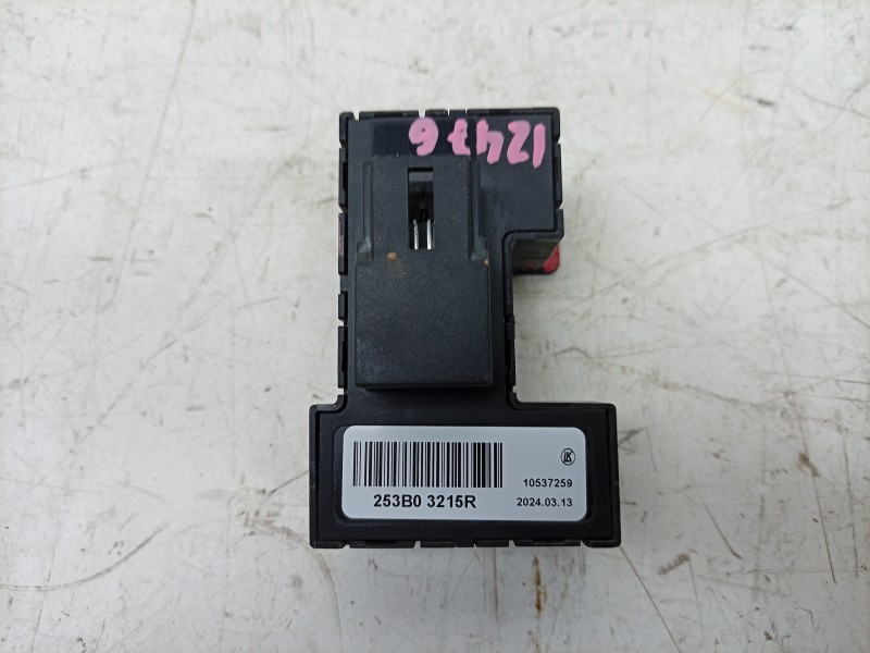 Recambio de interruptor para dacia duster iii eco-g 100 essential referencia OEM IAM  253B03215R 