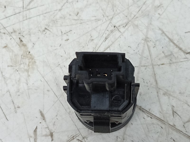 Recambio de interruptor para dacia duster iii eco-g 100 essential referencia OEM IAM  251503985R 