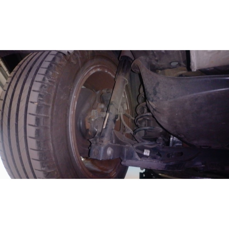 Recambio de amortiguador trasero izquierdo para volkswagen golf viii variant (cg5, db5) 1.0 tsi referencia OEM IAM   