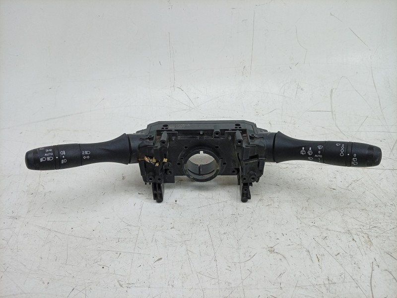 Recambio de mando multifuncion para dacia duster iii eco-g 100 essential referencia OEM IAM  255673502R 