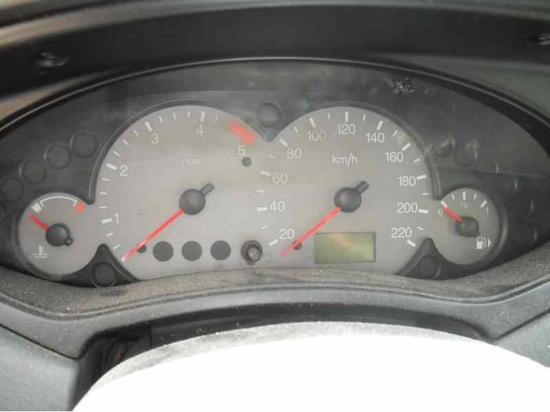 ford focus berlina (cak) del año 2002