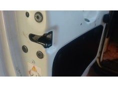 CERRADURA PUERTA TRASERA IZQUIERDA 