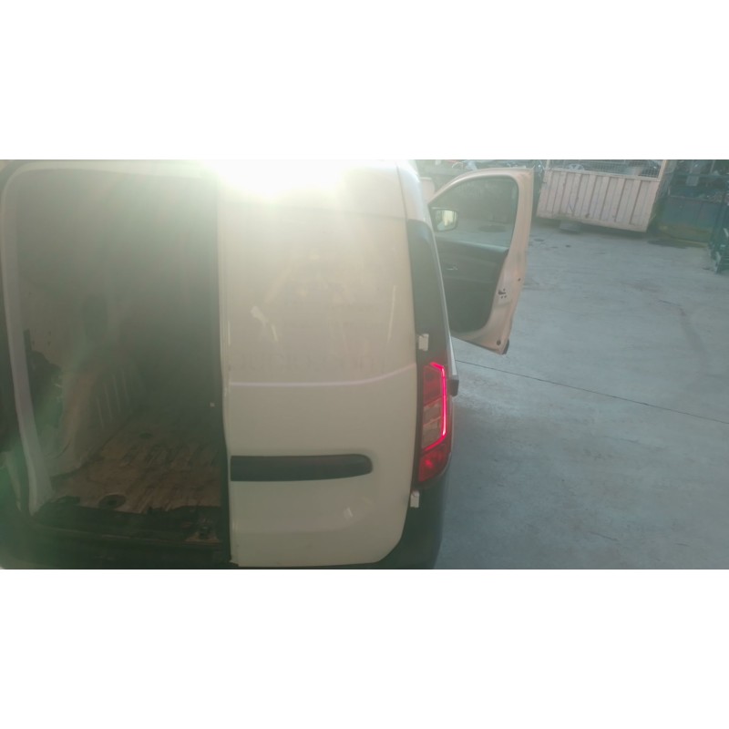 Recambio de puerta trasera derecha para renault express furgoneta/monovolumen 1.5 blue dci 75 (f6aa) referencia OEM IAM   