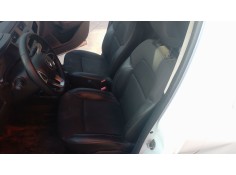 ASIENTO DELANTERO IZQUIERDO 