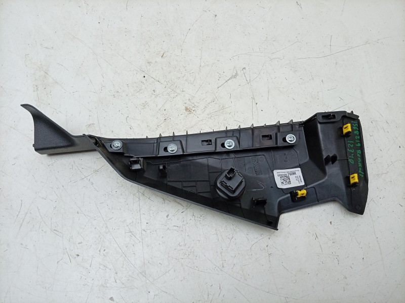 Recambio de moldura para renault rafale rafale referencia OEM IAM   
