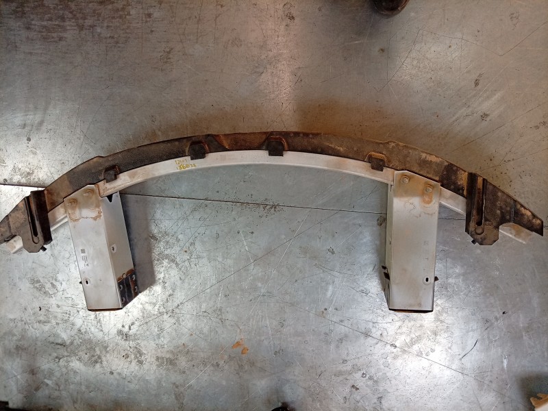 Recambio de refuerzo paragolpes delantero para tesla model 3 ev referencia OEM IAM  174104700F 