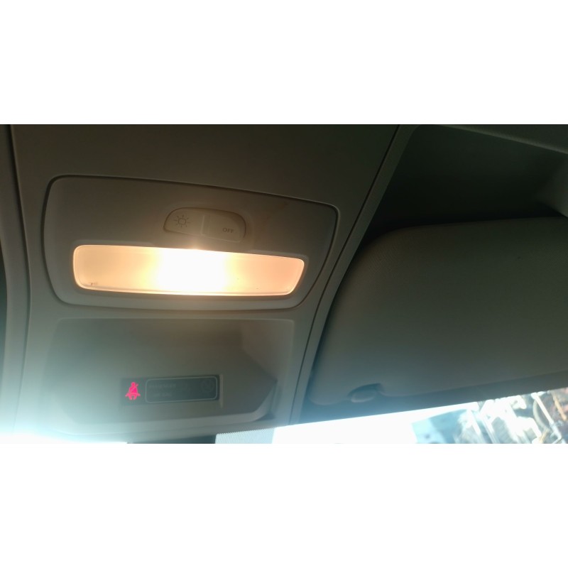Recambio de luz interior para renault express furgoneta/monovolumen 1.5 blue dci 75 (f6aa) referencia OEM IAM   