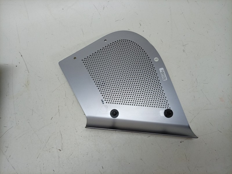 Recambio de moldura para aston martin rapide 5.9 v12 cat referencia OEM IAM  AD43311A77AA 