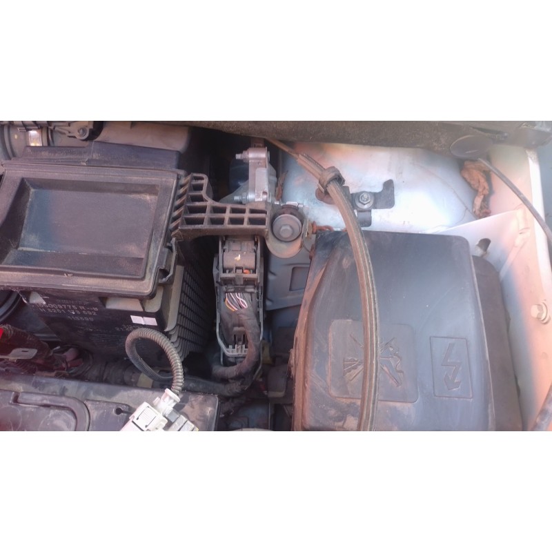Recambio de centralita motor uce para renault express furgoneta/monovolumen 1.5 blue dci 75 (f6aa) referencia OEM IAM   