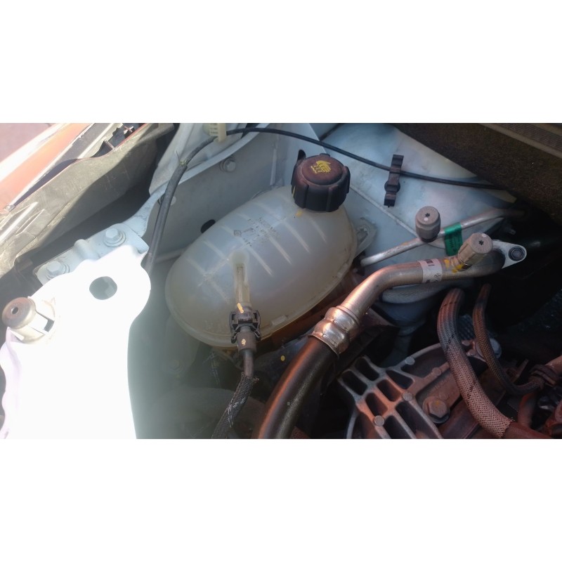 Recambio de deposito expansion para renault express furgoneta/monovolumen 1.5 blue dci 75 (f6aa) referencia OEM IAM   