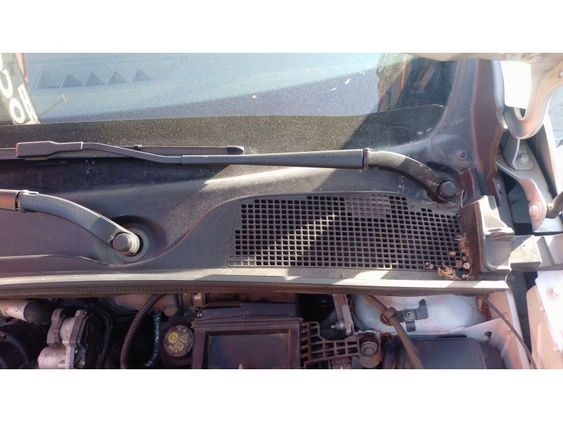 Recambio de motor limpia delantero para renault express furgoneta/monovolumen 1.5 blue dci 75 (f6aa) referencia OEM IAM   