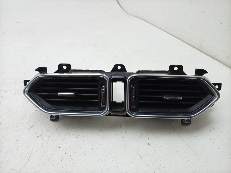 Recambio de aireador central para mazda cx-5 evolution 2wd referencia OEM IAM  K12364930 