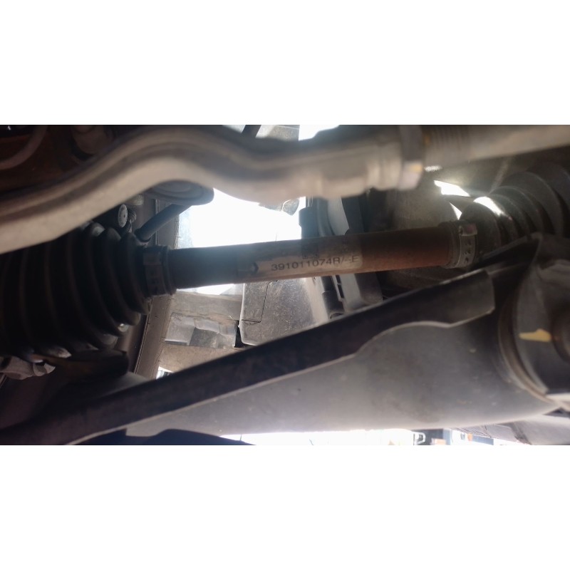 Recambio de transmision delantera izquierda para renault express furgoneta/monovolumen 1.5 blue dci 75 (f6aa) referencia OEM IAM