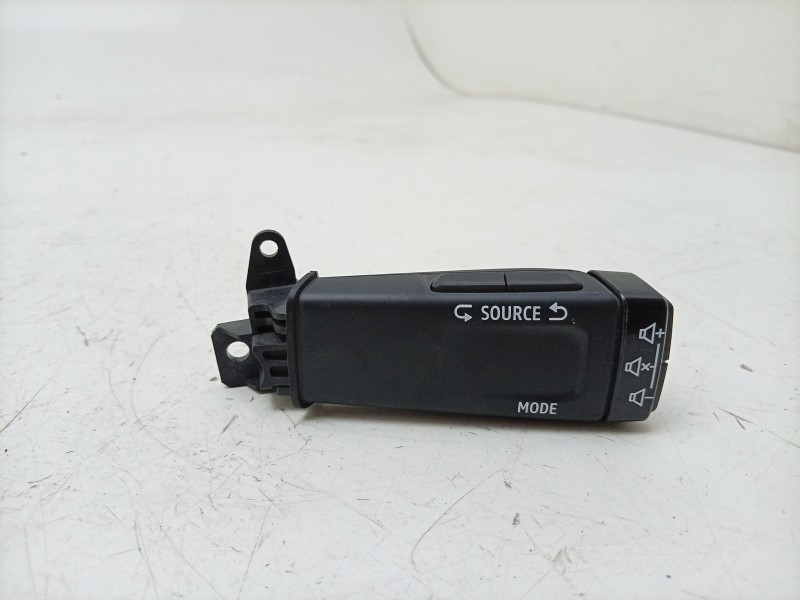 Recambio de mando volante para renault rafale rafale referencia OEM IAM  255526495R 