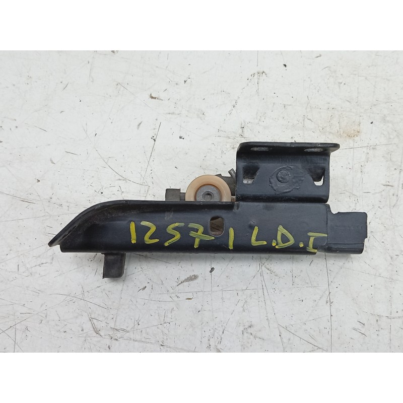 Recambio de soporte / guia puerta corredera para renault kangoo express (fw0/1_) 1.5 dci 95 (fw16) referencia OEM IAM  497760G 