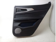 GUARNECIDO PUERTA TRASERA DERECHA 829001787R 