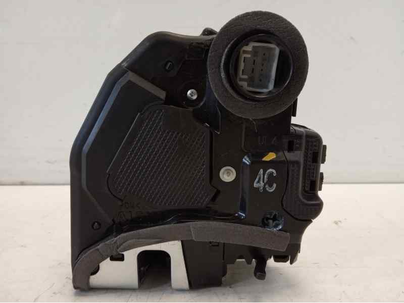 Recambio de cerradura puerta trasera izquierda para toyota auris 1.2 16v turbo cat referencia OEM IAM   