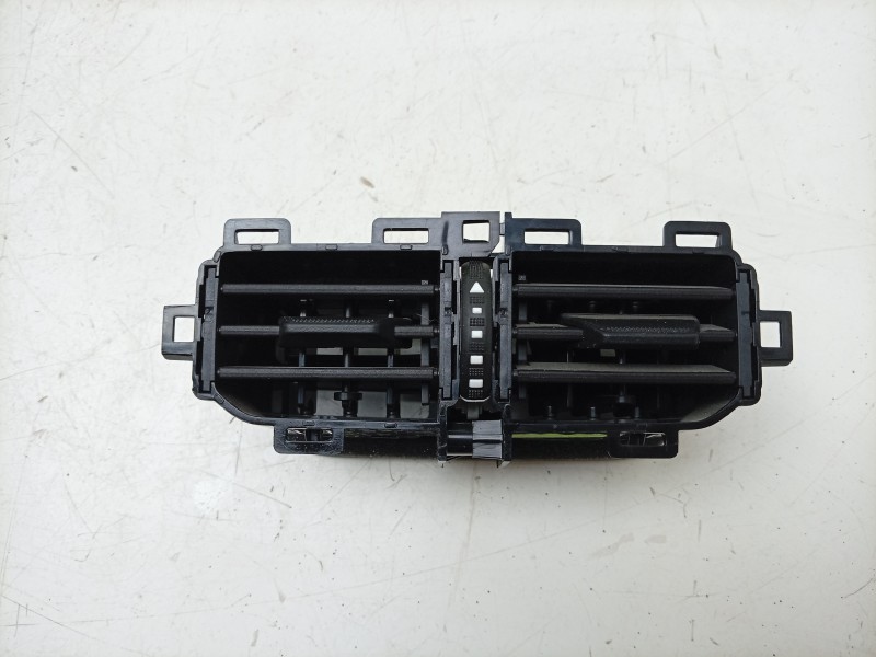 Recambio de rejilla aireadora para renault rafale rafale referencia OEM IAM  279609776R 