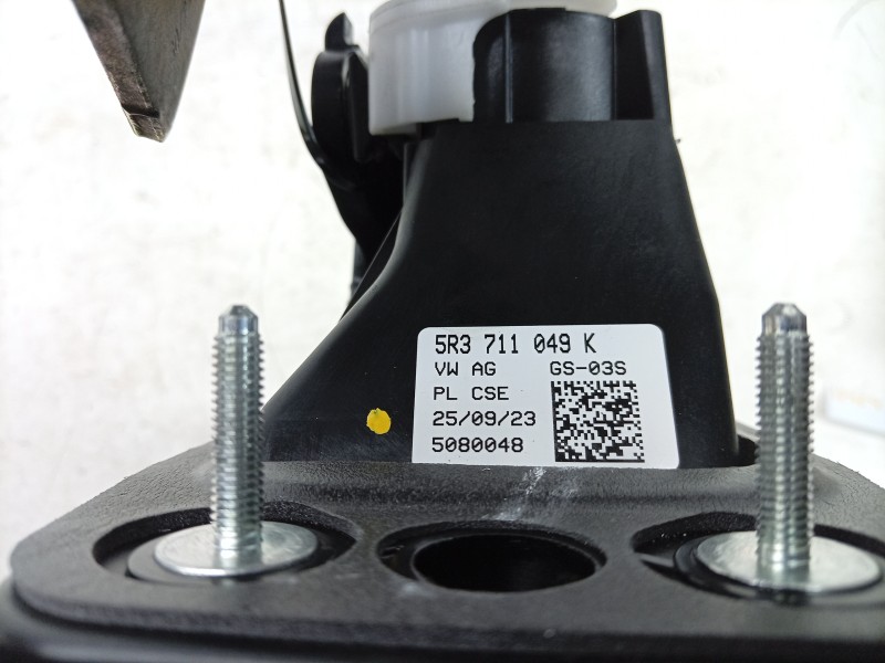 Recambio de palanca cambio para volkswagen polo vi (aw1, bz1, ae1) 1.0 tsi referencia OEM IAM  5R3711049K 
