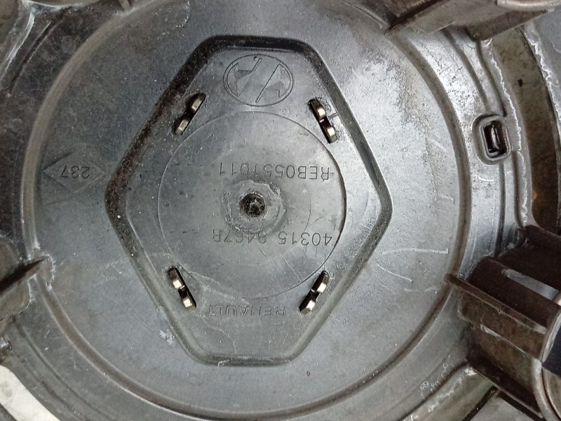 Recambio de tapacubos para renault express furgoneta/monovolumen 1.5 blue dci 75 (f6aa) referencia OEM IAM  403158467R 