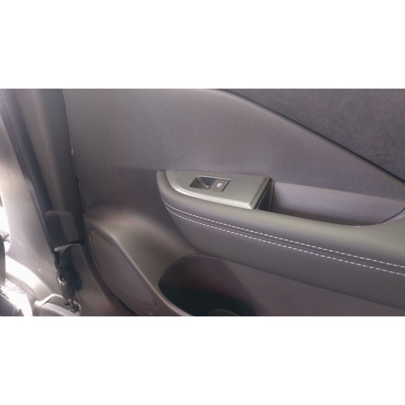 Recambio de mando elevalunas trasero derecho para nissan qashqai iii (j12) 1.5 vc-t referencia OEM IAM   