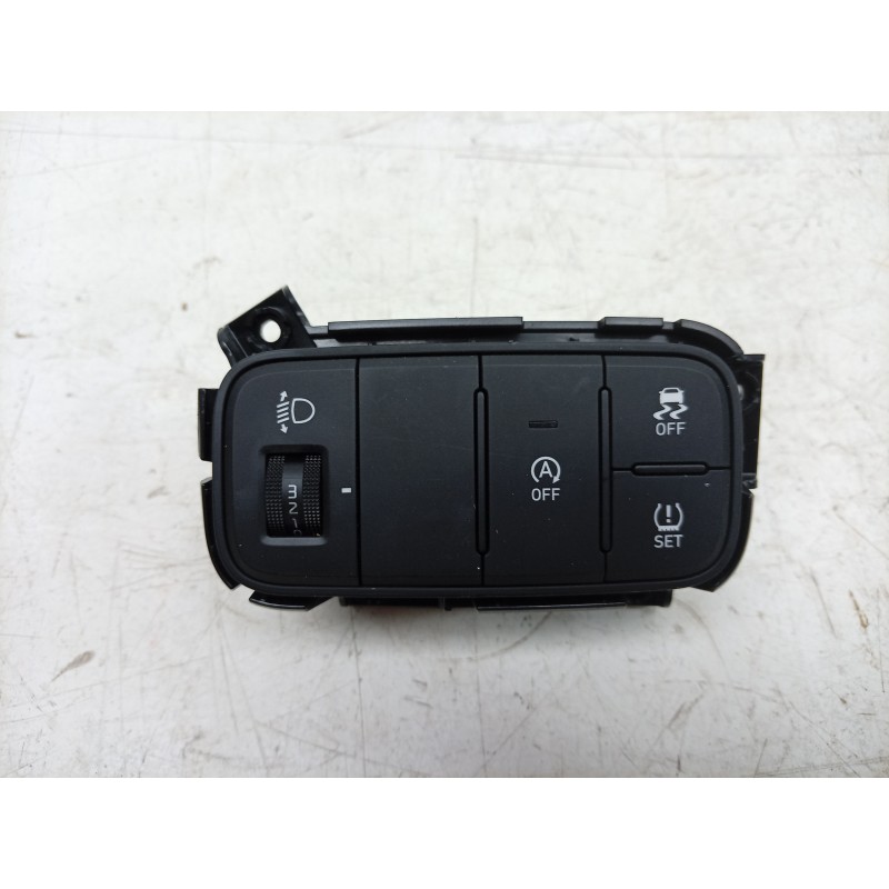 Recambio de mando multifuncion para hyundai i20 iii (bc3, bi3) 1.0 t-gdi hybrid 48v referencia OEM IAM  93700Q0210 