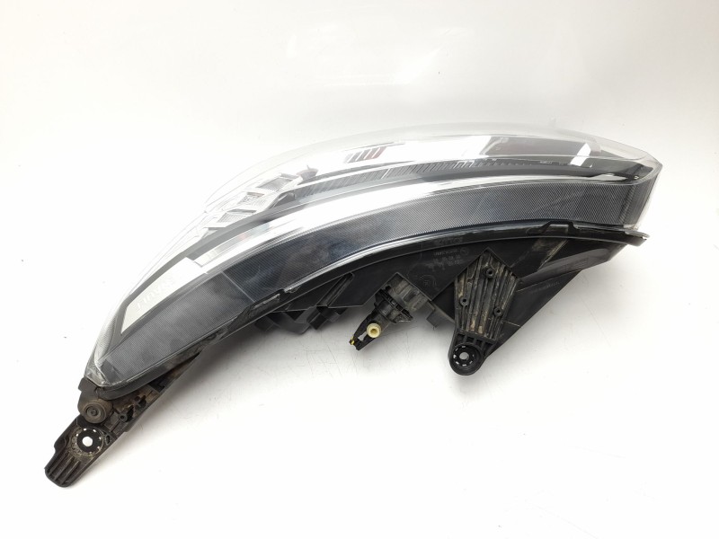 Recambio de faro izquierdo para renault express furgoneta/monovolumen 1.5 blue dci 75 (f6aa) referencia OEM IAM  260600331R RN92