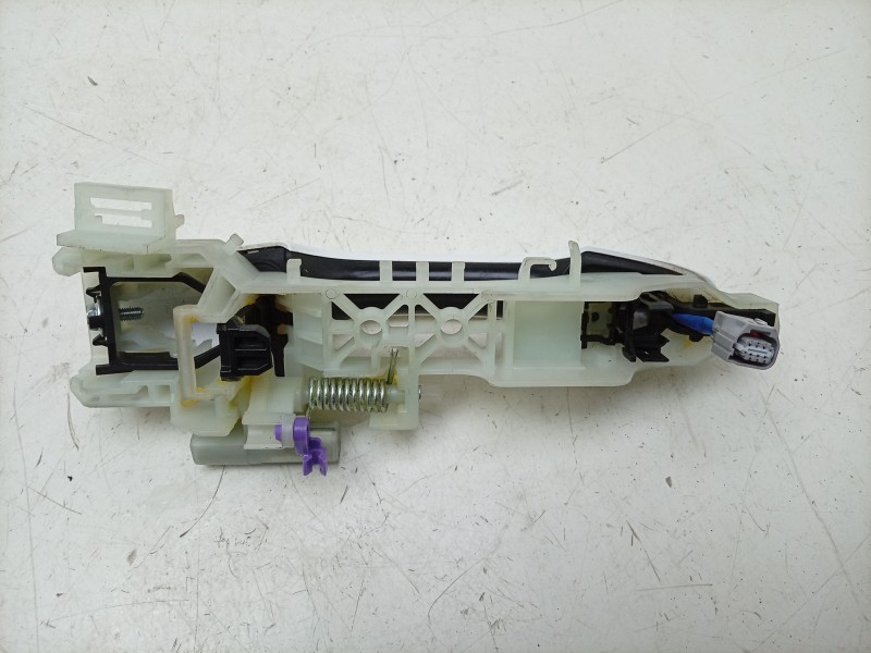 Recambio de maneta exterior delantera derecha para hyundai kona maxx 2wd referencia OEM IAM 82661BE510 82661BE510 