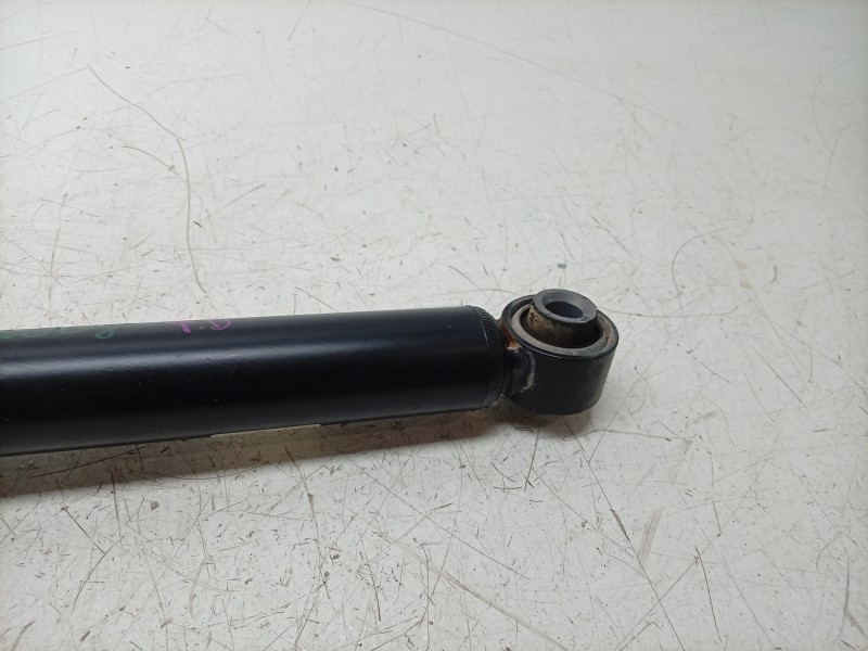 Recambio de amortiguador trasero derecho para toyota c-hr hybrid active referencia OEM IAM  48530F4240 