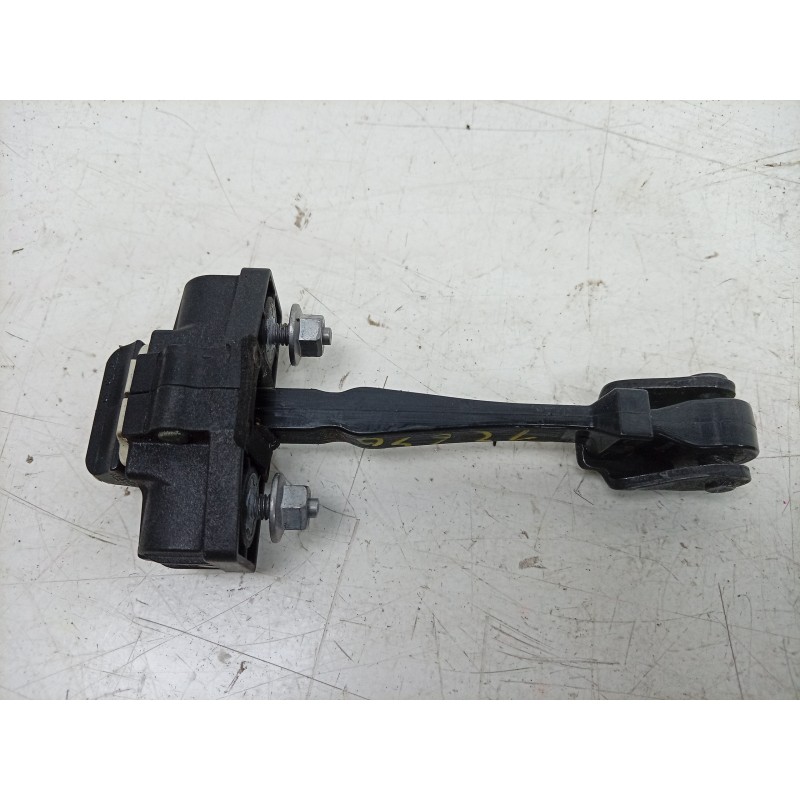 Recambio de retenedor puerta para renault captur i (j5_, h5_) 0.9 tce 90 referencia OEM IAM  824305607R 