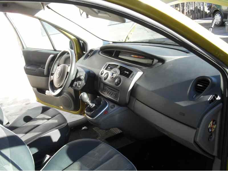 renault scenic ii del año 2003