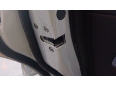 CERRADURA PUERTA TRASERA IZQUIERDA 