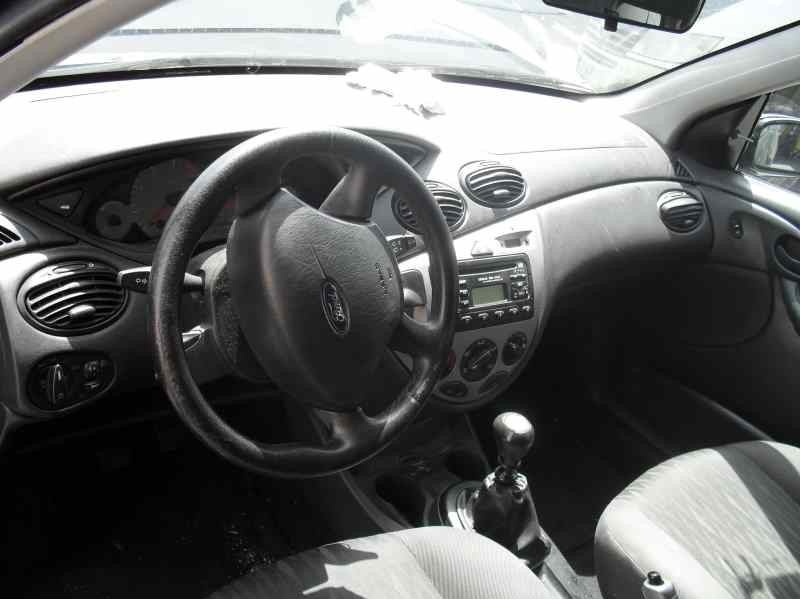 ford focus berlina (cak) del año 2002