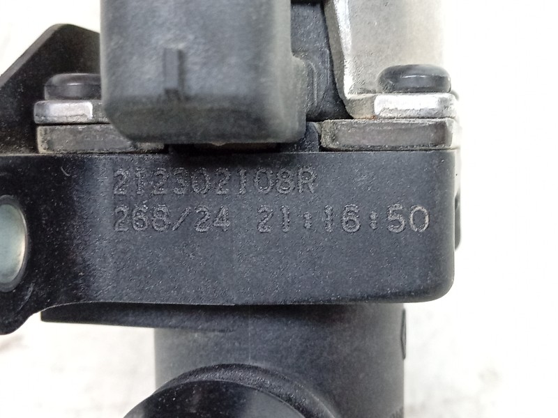 Recambio de valvula intercambio de calefaccion para dacia duster iii eco-g 100 essential referencia OEM IAM  212302108R 