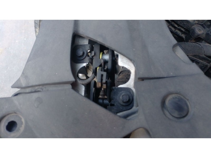 Recambio de cerradura capo para maserati grecale gt mild hybrid q4 referencia OEM IAM   