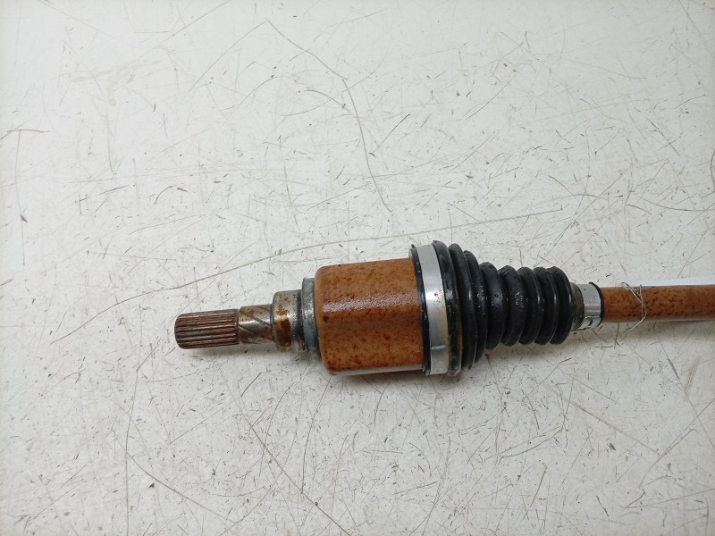 Recambio de transmision trasera izquierda para dacia duster iii eco-g 100 essential referencia OEM IAM  396007844R 