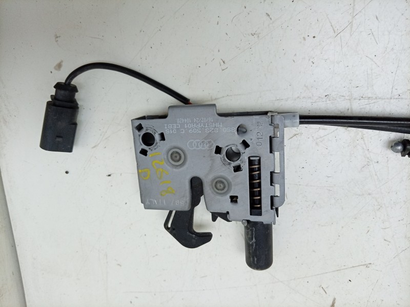 Recambio de cerradura capo para volkswagen taigo (cs1) 1.0 tsi referencia OEM IAM  8S0823509C 
