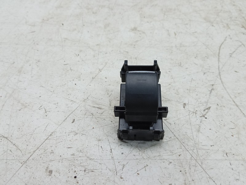 Recambio de mando elevalunas trasero derecho para toyota corolla sedán (_e21_) 1.8 vvti hybrid (zwe211, mzea12) referencia OEM I