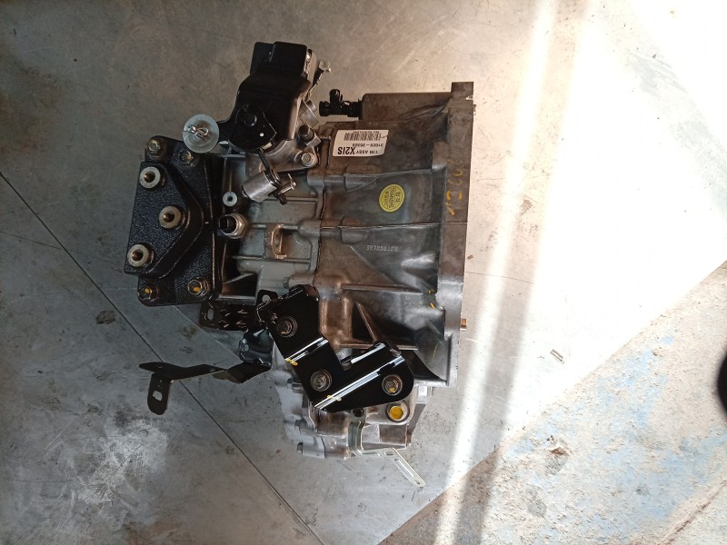 Recambio de caja cambios para kg mobility tivoli referencia OEM IAM  3102035320 
