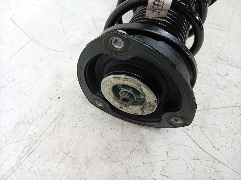 Recambio de amortiguador delantero derecho para volkswagen polo vi (aw1, bz1, ae1) 1.0 tsi referencia OEM IAM  2Q0413031BT 