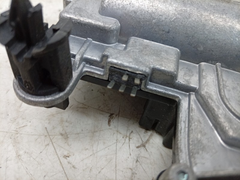 Recambio de motor cierre centralizado maletero / porton para skoda octavia iv (nx3, nn3, pv3) 2.0 tdi referencia OEM IAM  5TA827
