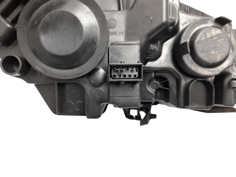 Recambio de faro izquierdo para citroën c4 berlina referencia OEM IAM  620853 10107310002/11228001/5150011/CI4244904