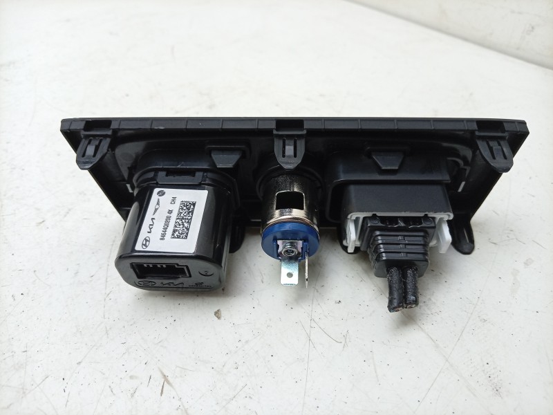 Recambio de modulo electronico para hyundai i20 iii (bc3, bi3) 1.0 t-gdi hybrid 48v referencia OEM IAM  84644Q0200 