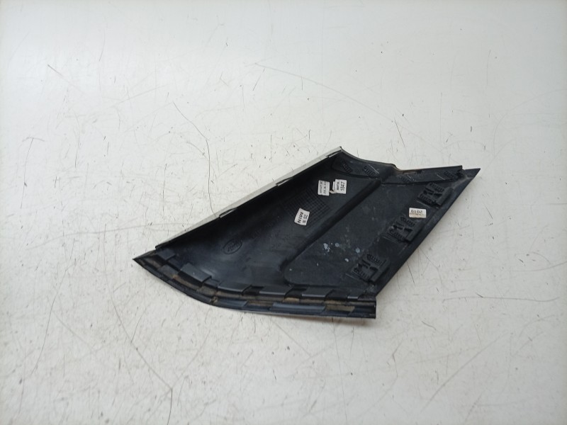 Recambio de moldura para land rover range rover evoque (l551) 2.0 d165 referencia OEM IAM  C8C9A7991 