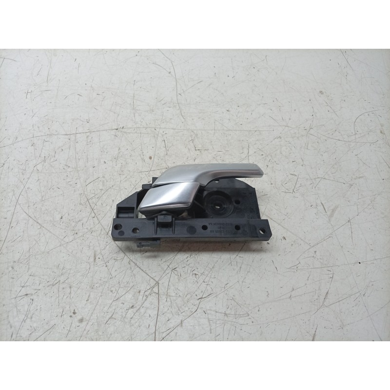 Recambio de maneta interior delantera derecha para land rover range rover evoque (l551) 2.0 d165 referencia OEM IAM  BJ3222600 