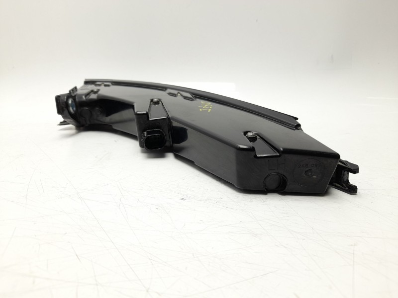 Recambio de piloto trasero izquierdo para porsche taycan (y1a) 4s referencia OEM IAM  9J1945091G 