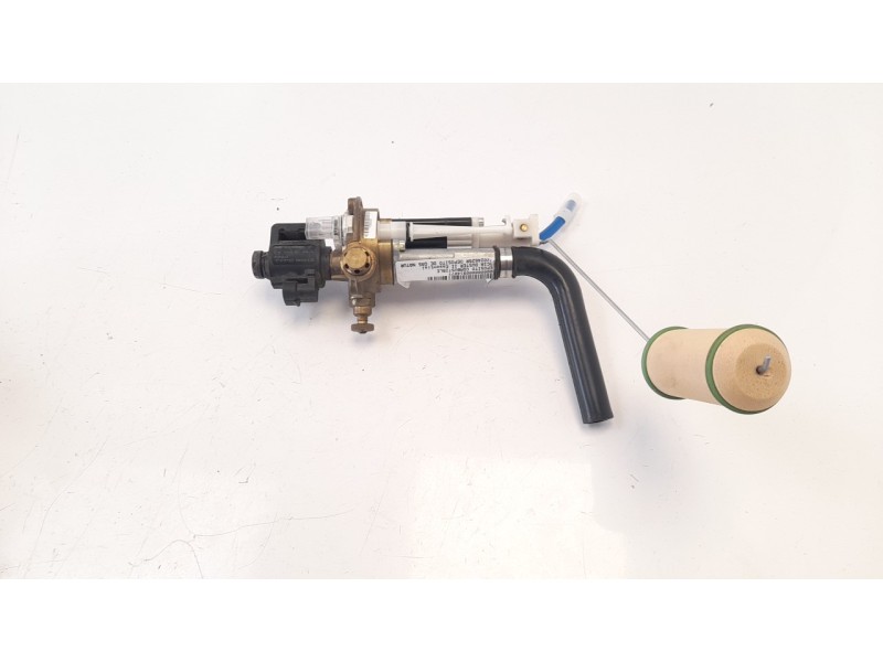 Recambio de bomba combustible para fiat tipo ii (357) berlina lounge plus referencia OEM IAM T004511 20379864 H22530