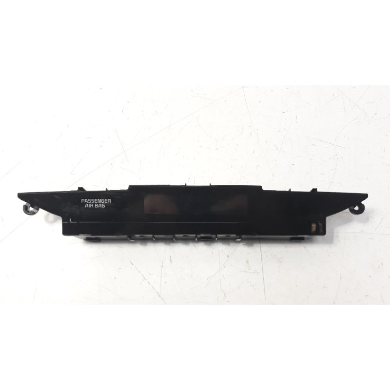 Recambio de pantalla multifuncion para kia cee´d 1.4 crdi cat referencia OEM IAM 94510A2000WK  